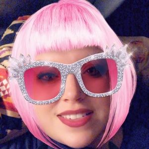 Meet your Posher, Alison